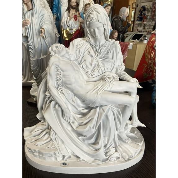 La Pieta White by The Faith Gift Collection / La Piedad
