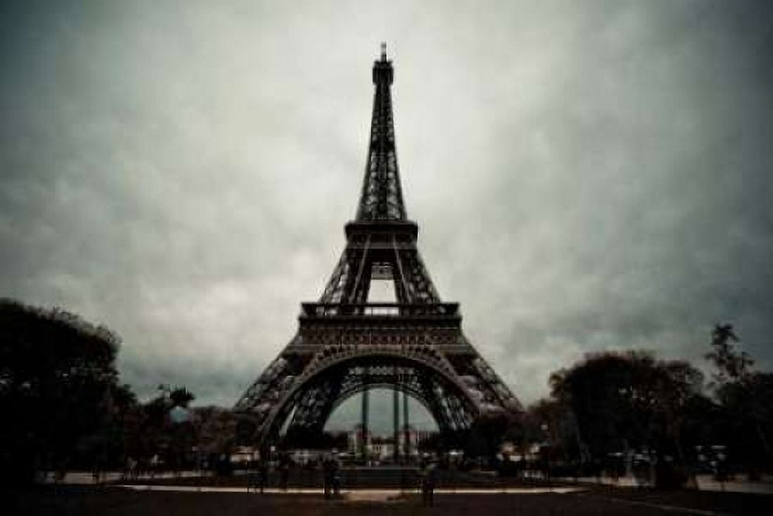 La Tour Eiffel II Canvas Art - Erin Berzel (12 x 18)