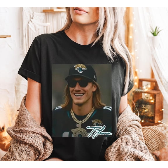 La Weezy Ana tshirt, Mardi Gras tshirt
