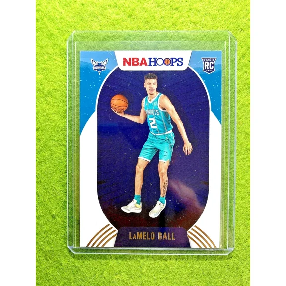 LaMelo Ball GOLD FOIL WINTER ROOKIE CARD JERSEY #1 HORNETS SP 2020-21 Panini RC