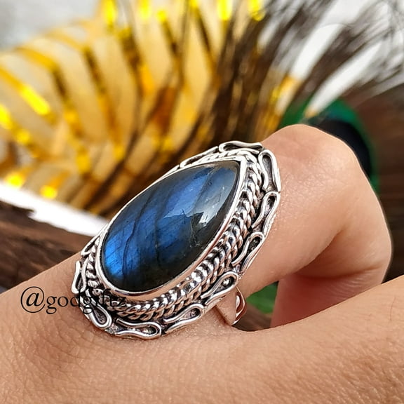 Labradorite Gemstone Ring: 925 Sterling Silver, Handmade