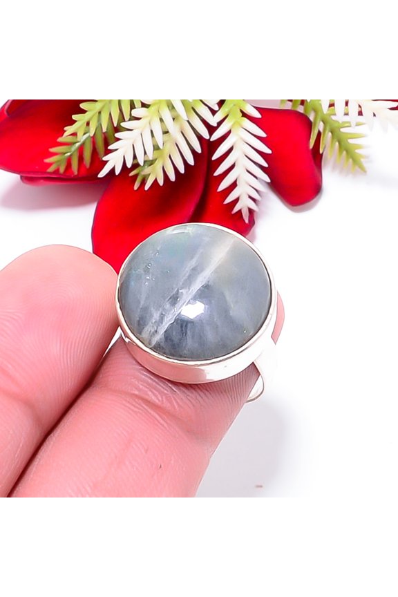 Labradorite - Madagascar Gemstone 925 Sterling Silver Handmade Ring S.7 R93