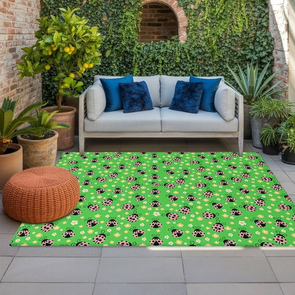 Ladybug Indoor Outdoor Rugs 3x5 Ft, Yellow Daisy Floral Insects Pastoral Style Green Background Outdoor Patio Rugs Mat Washable Outside Area Rugs Carpet for Porch Deck RV Camping Balcony Backyard