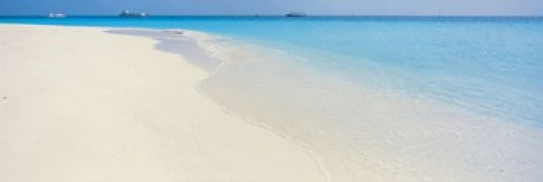 Laguna Maldives Canvas Art - Panoramic Images (18 x 6)