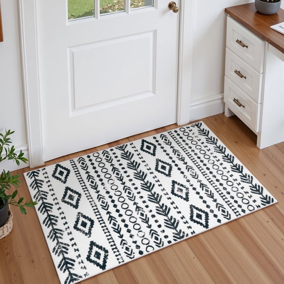 Lahome Decor 2'x 3' Washable Rug for Bedroom,2x3ft Moroccan Trellis Rug,Inside Floor Mat,Modern Area Rug Soft Geometric Carpet,Non-Slip Backing Rug for Entryway Kitchen Laundry,White