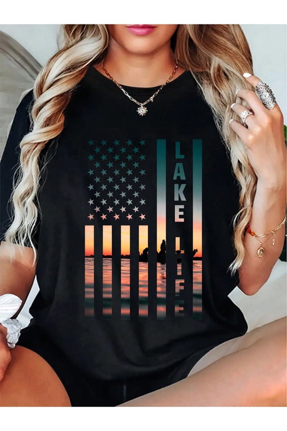 Lake Life Fisherman Sunset American Flag Bass Fishing Boat T-Shirt - Printed Crew Neck T-Shirt , Casual Short Sleeve Tee, Breathable Soft 100% Cotton T-Shirt