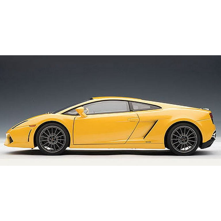 Lamborghini Gallardo LP550-2 Balboni in Giallo Midas/Yellow Diecast Model  Car in 1:18 Scale by AUTOart