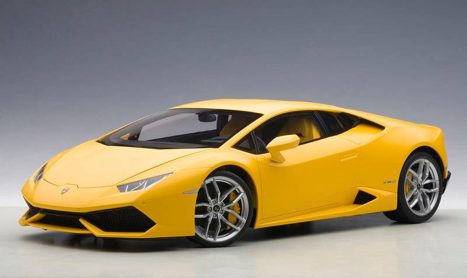 Lamborghini Huracan LP610-4 Giallo Horus/Matt Yellow 1/12 Model
