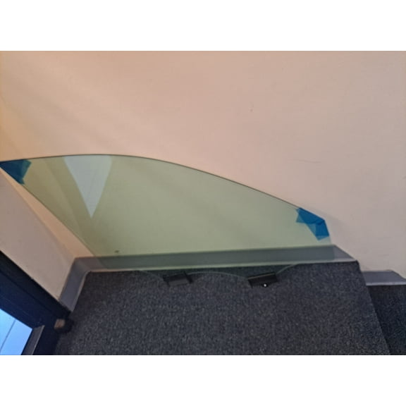 Laminated Driver Side Left Front Door Window Glass Compatible with Kia Telluride 2020-2024 Models