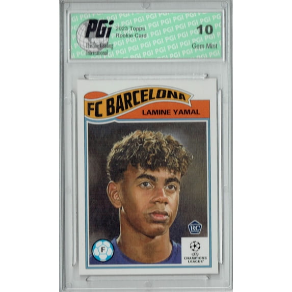 Lamine Yamal 2023 Topps Living Set #596 FC Barcelona Rookie Card PGI 10
