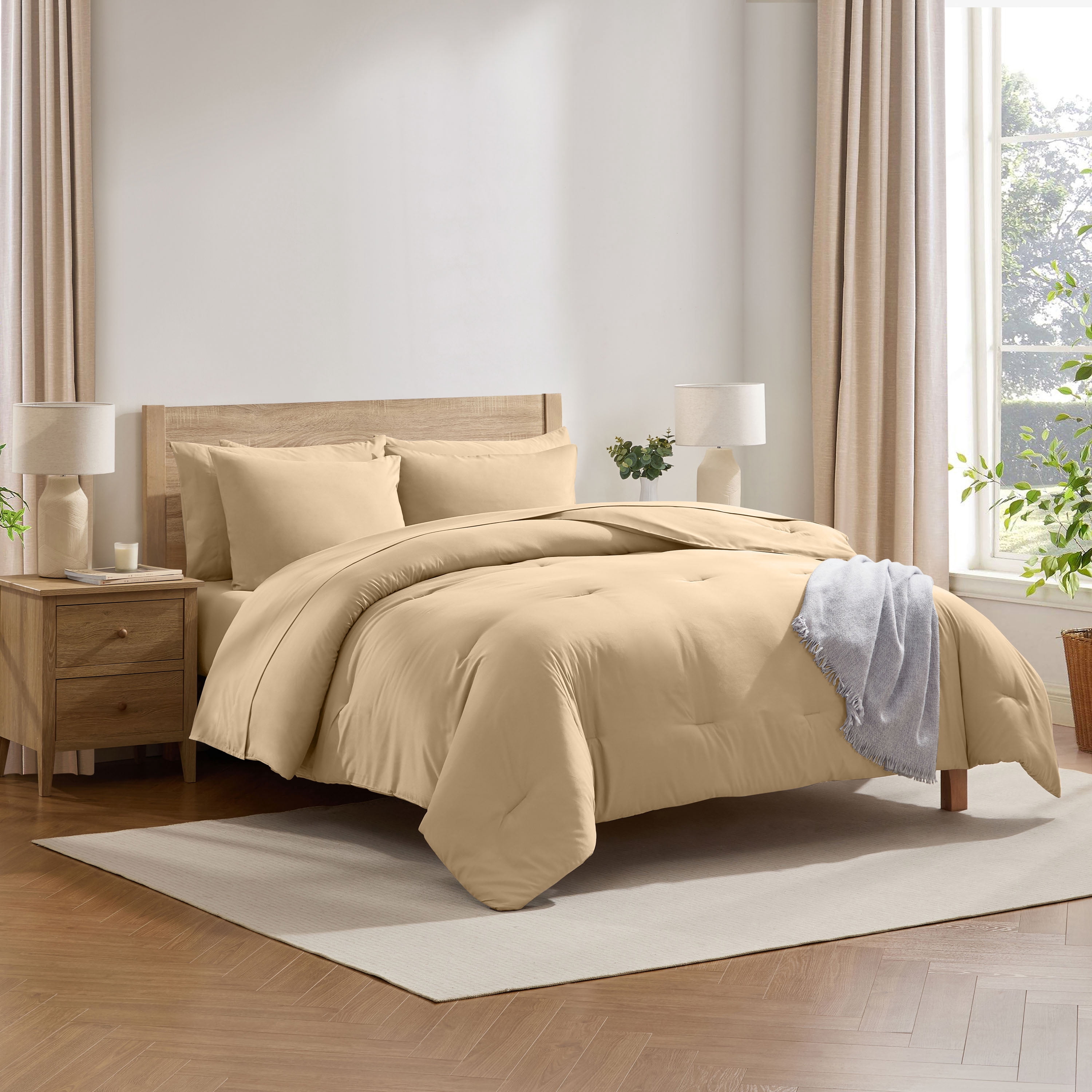 LammaLoe Queen Comforter Set, 7 Piece Bed in a Bag, Ultra Soft Bedding Comforter Set with Sheets, All Season Bed Set, Beige