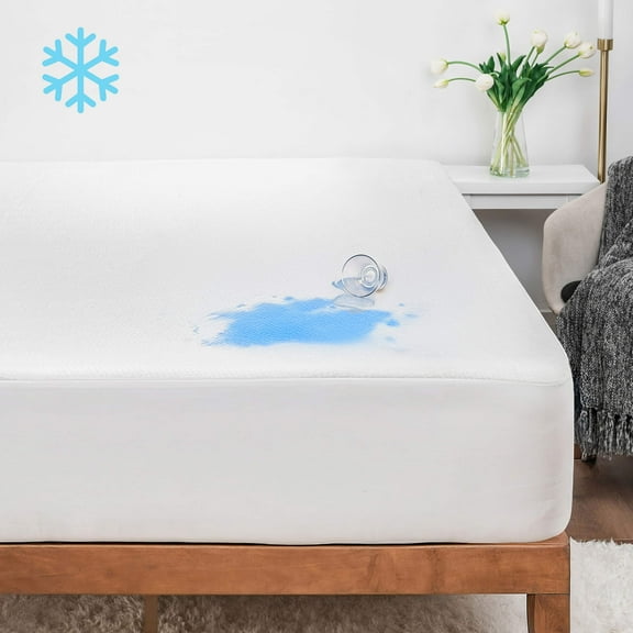 Lammaloe Waterproof Mattress Protector, Premium Cooling Mattress Pad Queen, Mattress Cover Fits Mattresses Up to 21 inches