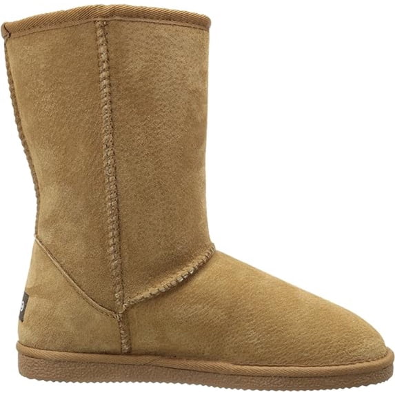 Lamo Sheepskin Womens Classic 9 in. Boot - Chestnut - Size 6