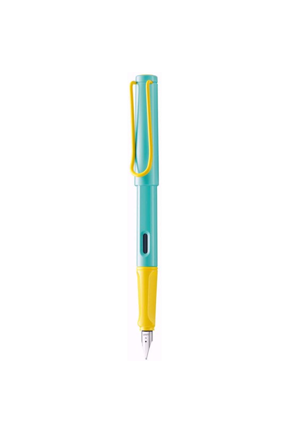 L0E9PCLEF Safari Fountain Pen, Pina Colada, Extra Fine