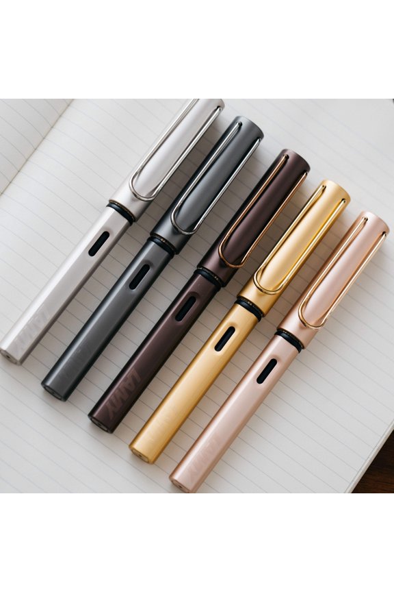 Lx Fountain Pen - Marron, Medium Nib