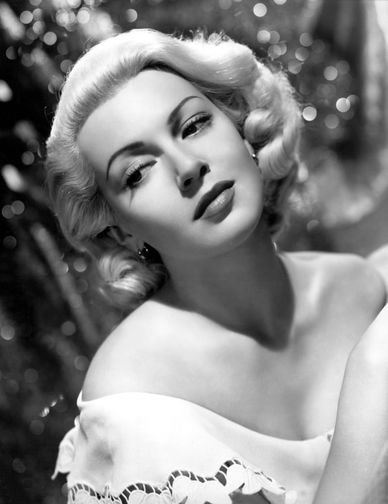 Lana Turner Mgm 19 Canvas Art - (16 x 20)