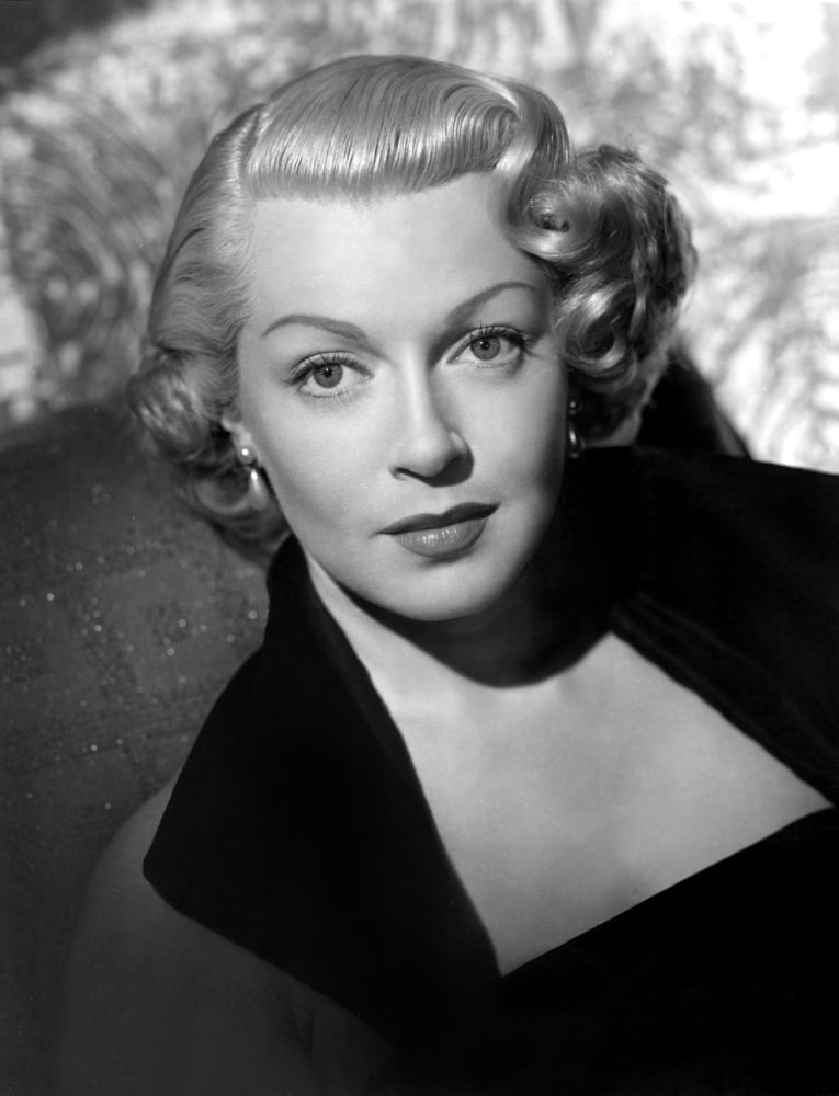 Lana Turner Mgm 19 Canvas Art - (16 x 20)