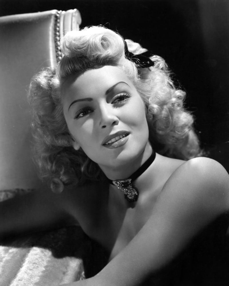 Lana Turner Mgm 19 Canvas Art - (16 x 20)
