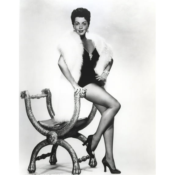 Lana Turner Portrait in Black and White Photo Print (8 x 10)