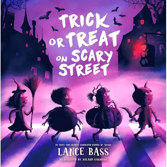 Pre-Owned Trick or Treat on Scary Street (Hardcover) 1454952172 9781454952176