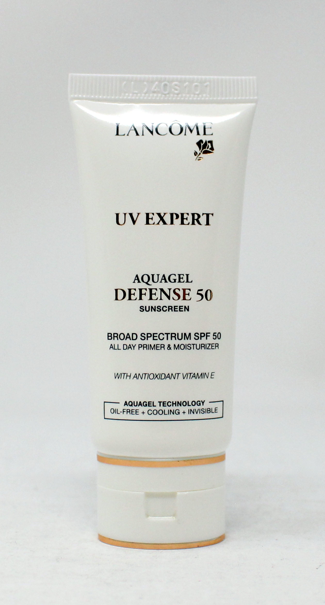 Ultra Light Daily UV Defense SPF 50 PA +++ - Ecran solaire pour le visage  SPF 50