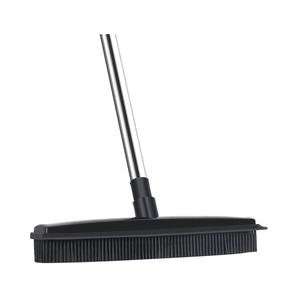 This Silicone Broom Will Make You Want to Throw Out Your Old Sweeper  'Immediately