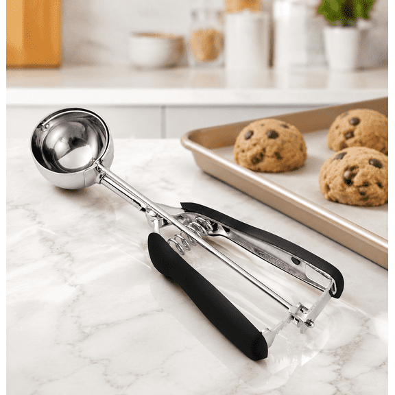 Large Cookie Dough Scoop, 3 Tbsp / 45 ml / 1.5 oz, Spring-Loaded Ice Cream Scoop, Heavy Duty Stainless Steel, Comfortable Non-Slip Handle for Baking