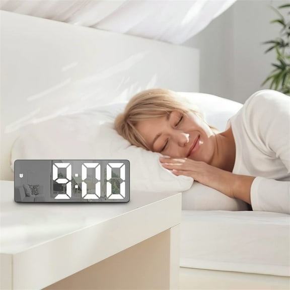 Large Display Digital Alarm Clock With Temperature Date And Multifunctional Modes, Adjustable Brightness 3 Levels & Workday Snooze Function, Usb Or Battery Powered With Voice