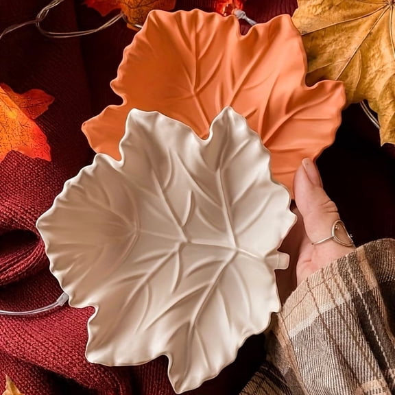 Large Maple Leaf Silicone Mold for Resin Epoxy Clay Plaster  Durable Craft Mold for Jewelry Making, DIY Home Decor, and Nature-Themed Projects