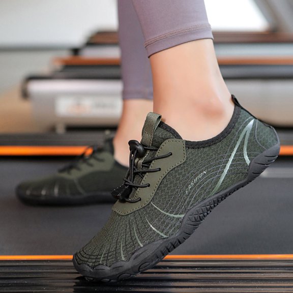 Large Outdoor Shoes For Men And Women Sports Shoes For Couples Fly Woven Hiking Shoes Slip Five Finger Wear Outdoor Hiking Shoes