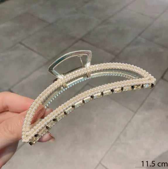 Large Shark Clips for Thick Hair - Stylish and Secure Hold for Everyday Use