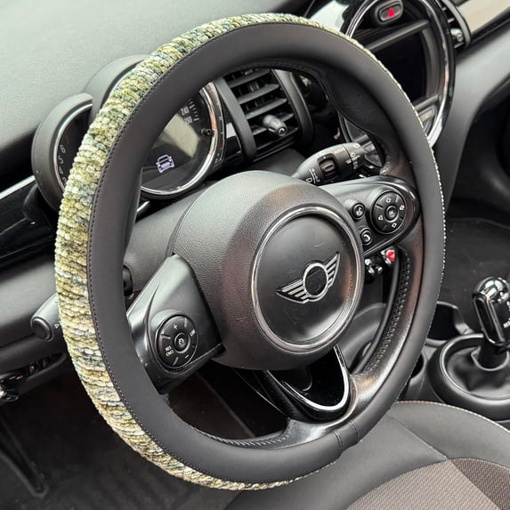 Large Size Chenille Leather Steering Wheel Cover, Soft Mottled Colors, -Proof, Non-Slip Grip, -Season Comfort, 15.5-15.75 Inch(Mottled Green)