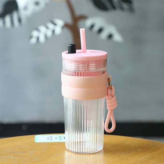 Large-capacity leak-proof portable water cup with straw, straw cup, plastic cups High transparency design heat-resistant and anti-scald, safe material easy to clean suitable for use while driving
