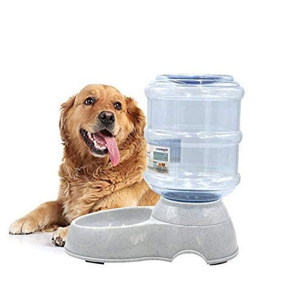 Large storage space, made of plastic, gravity feeder, suitable for dogs