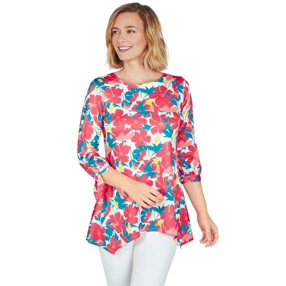 Larky Lark Womens Effortless Swing Top In Whimsical Daisy
