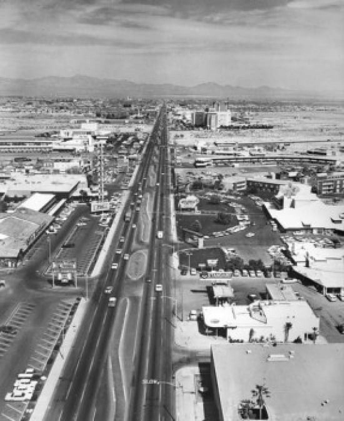 Las Vegas Nevada USA Canvas Art - (24 x 36)