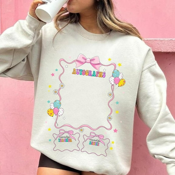 Last Day Autographs 2025 Sweatshirt, Senior Class Graphic Shirt, Funny End of School SWEATSweatshirtwith Yearbook Style Message