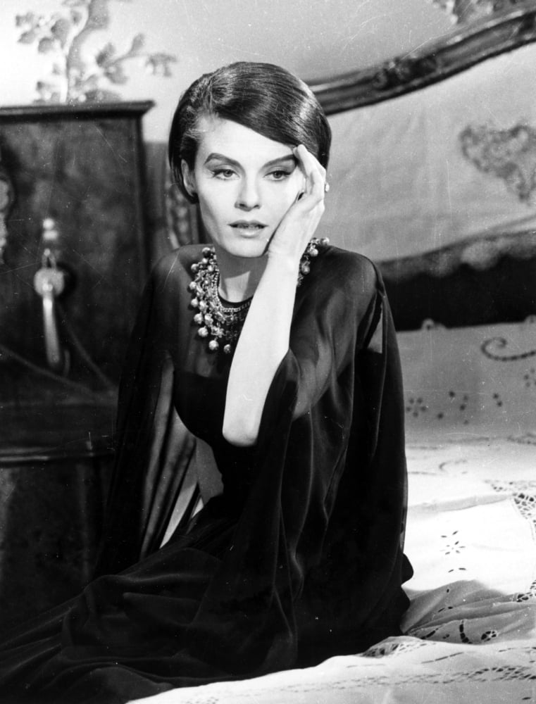 Last Year At Marienbad Canvas Art - (16 x 20)