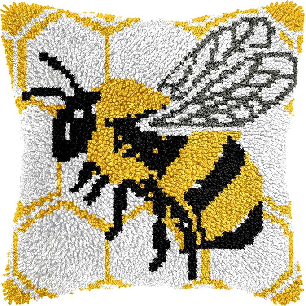 Latch Hook Pillow Case Kits,Bee 17X17 Inch Latch Hook Cushion Cover Kit,Knitting Kits Cushion For Adults And Beginners Rug Making Kit For Starters