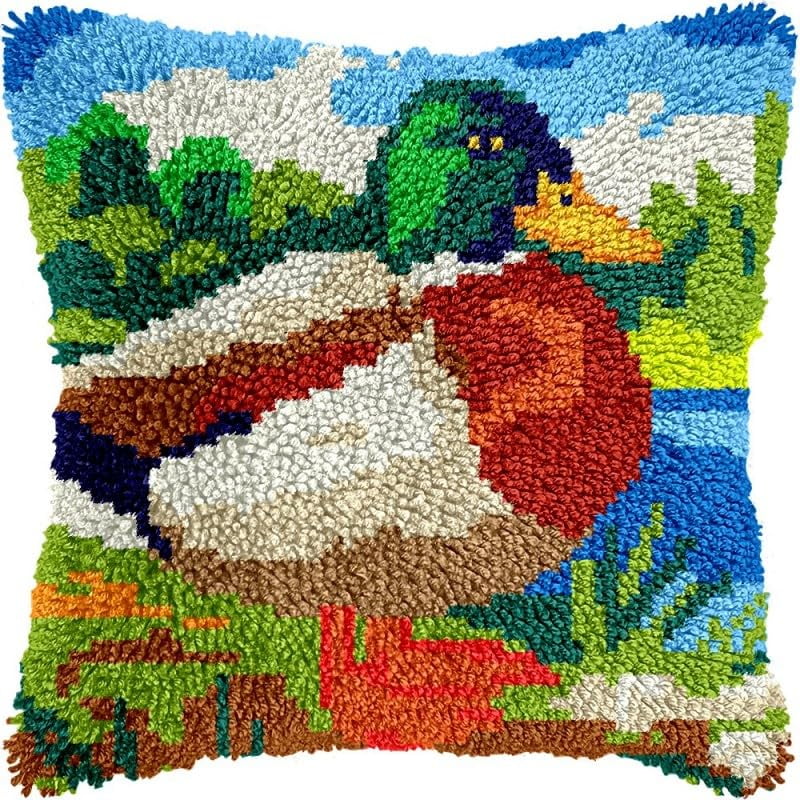 Latch Hook Pillow Kits Duck DIY Pillowcase Crochet Hook Cushion Making Kits with Preprinted Pattern Canvas Instruction Yarns Pillow Cover Easy Starter Kits 43x43cm（J308)