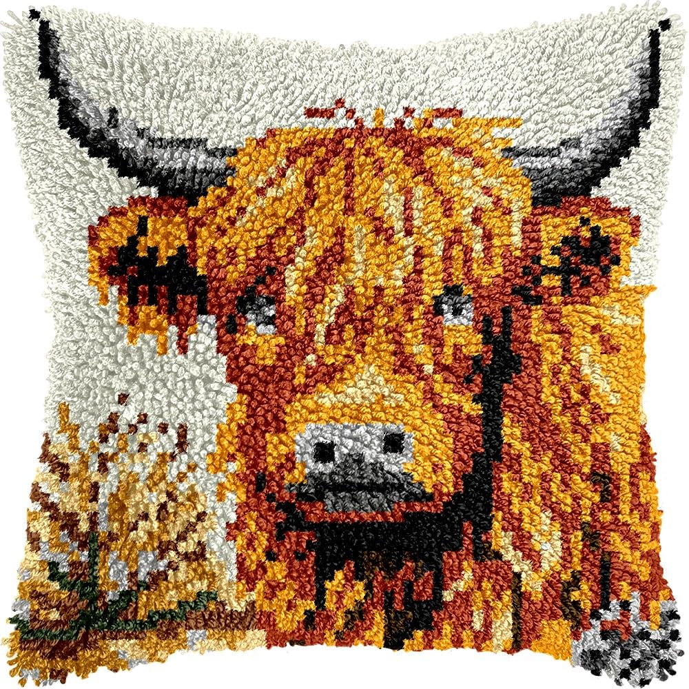Latch Hook Pillow Kits Pillow Cover Pattern Highland Cow Printed Canvas Knitted Hooking Pillowcase Cushion Crafts Embroidery Crochet Home Decor Kits 17x17 inch(c1)