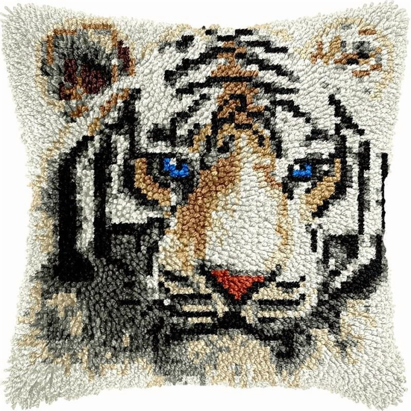 Latch Hook Pillow Kits Tiger DIY Pillowcase Crochet Hook Cushion Making Kits with Preprinted Pattern Canvas Instruction Yarns Pillow Cover Easy Starter Kits 43x43cm（J129)