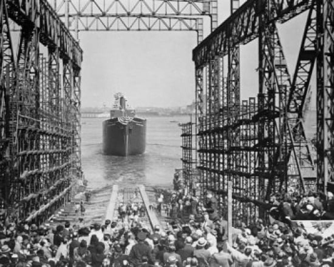 Launching of the SS Patrick Henry Baltimore Maryland USA September 27 1941 Canvas Art - (18 x 24)