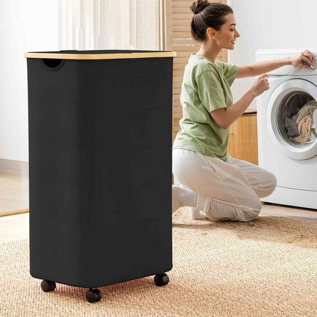 Laundry basketK A Laundry Set With Wheels And Lid And Handle Suitable