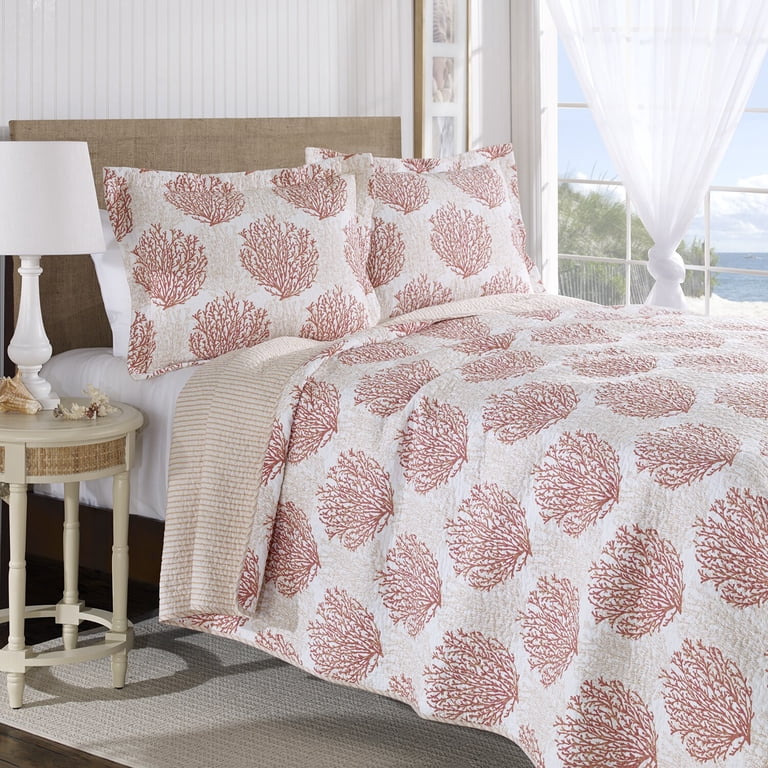 Laura Ashley Coral Coast Full/Queen Quilt Set in Coral - Walmart.com