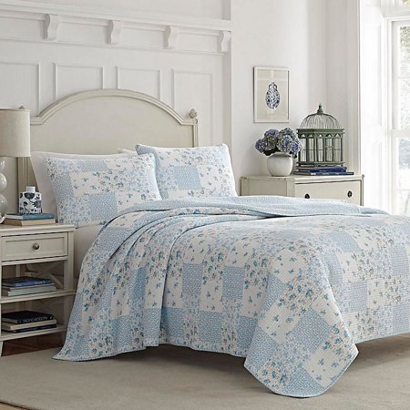 Laura Ashley Kenna Reversible King Quilt Set in Light Blue