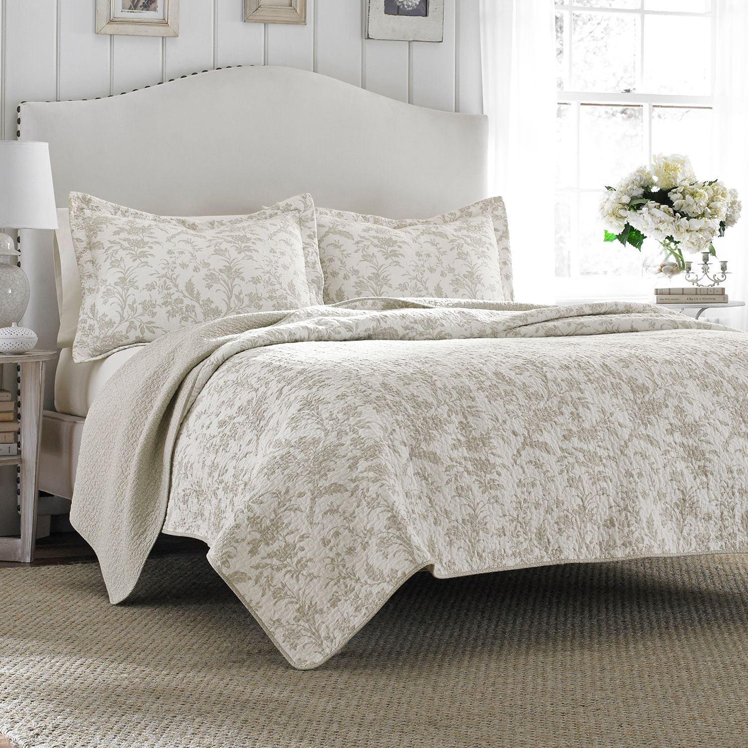 Linley Twin Blue and Yellow Cotton Reversible Quilt Set