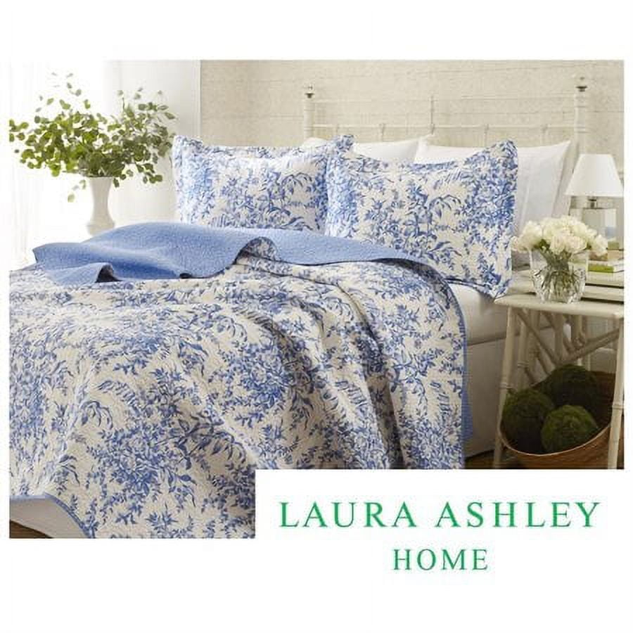 Laura Ashley Rowland Quilt Set