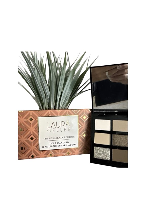 Laura Geller The Casual Collection, 15 Multi Finish Eyeshadow Palette