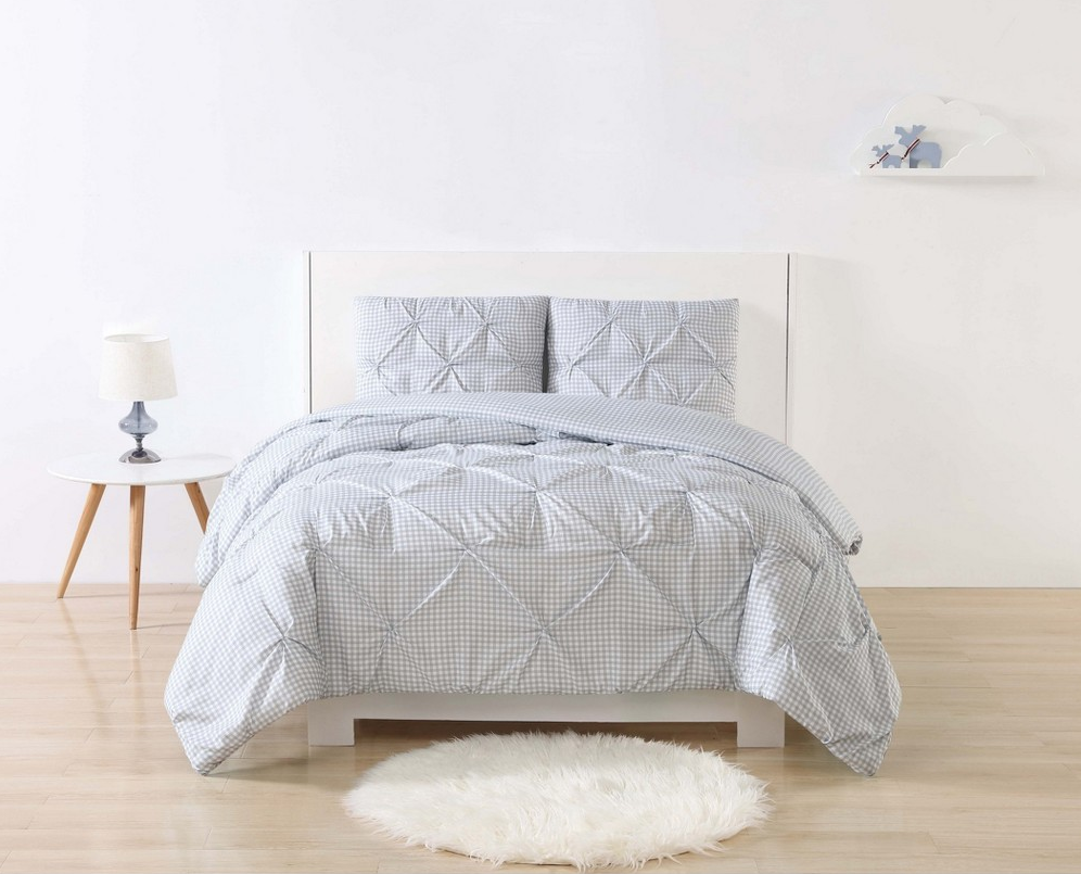 Laura Hart My World Gingham Pinch Pleat 2Pc. Dorm Room Duvet Cover Set